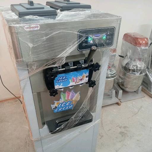 Ice cream machine