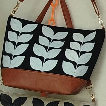 Ladies bag - Black and white