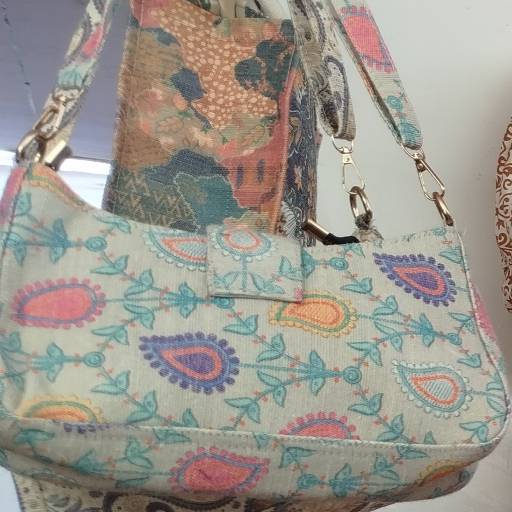 Woman's Hand Bag - Small Size
