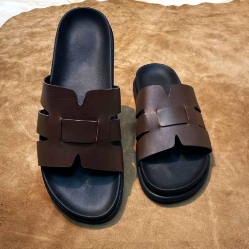 Leather sliper