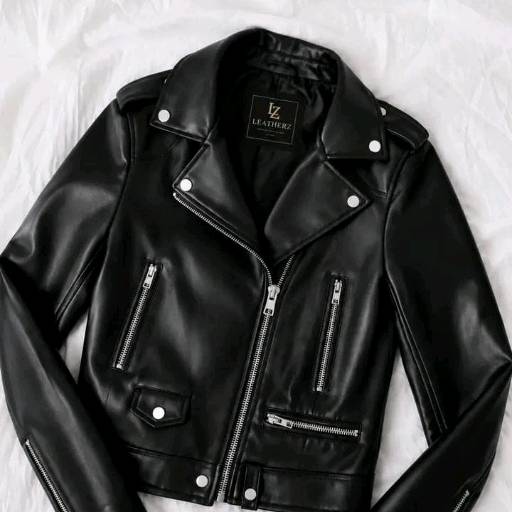 Leather Short Black Short
